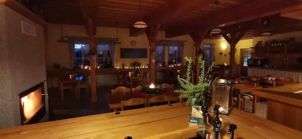 Hotel Zlaty Potok Nicov  Экстерьер фото